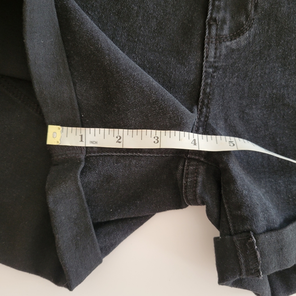 NWT Vero Moda Black Jean Denim Cuffed Shorts - Picture 7 of 9